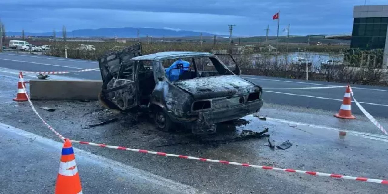 Seyir Halindeki Araç Alev Aldı: İçindeki Çift Hayatını Kaybetti