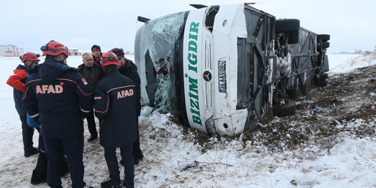 Kars’ta otobüs kazası: Çok sayıda yaralı var