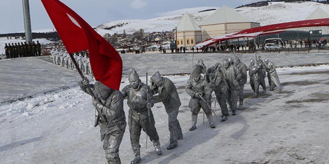 Binlerce kişi yürüdü: Sarıkamış şehitleri anıldı