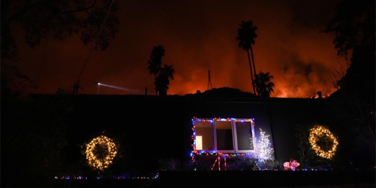 Los Angeles'taki Yangınlar Kontrol Altına Alınamıyor