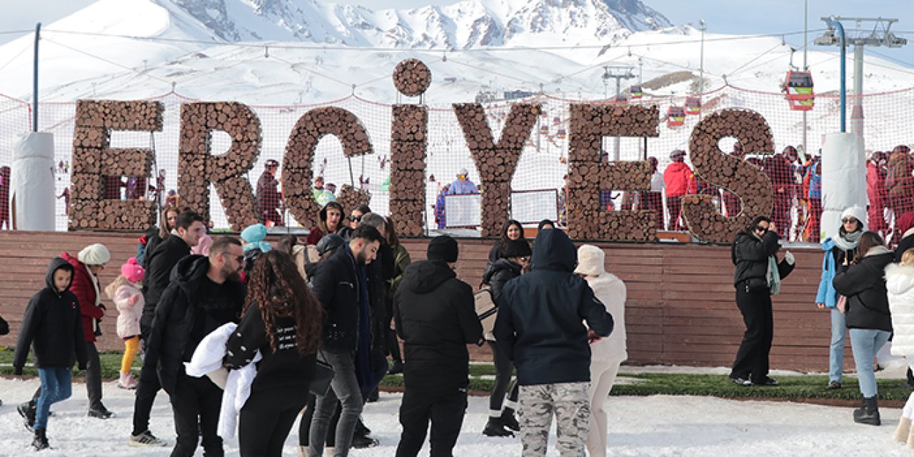 Erciyes'e akın edildi: Vatandaştan yoğun ilgi