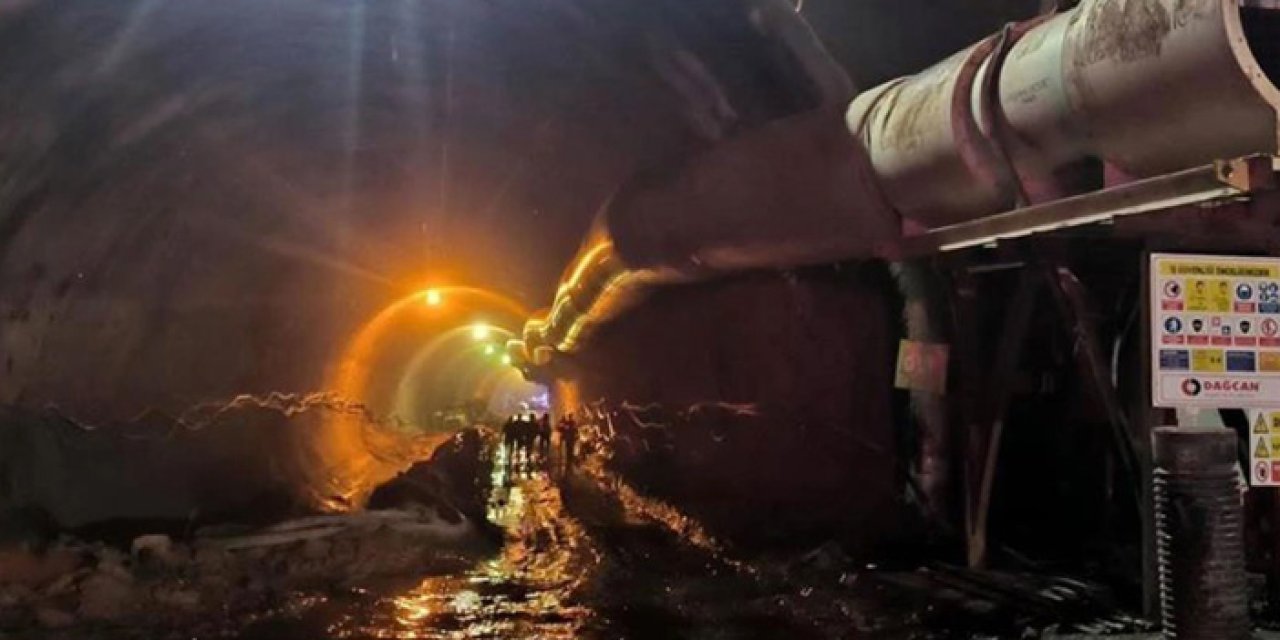 Alaşehir hızlı tren şantiyesinde 20 yaşındaki operatör hayatını kaybetti