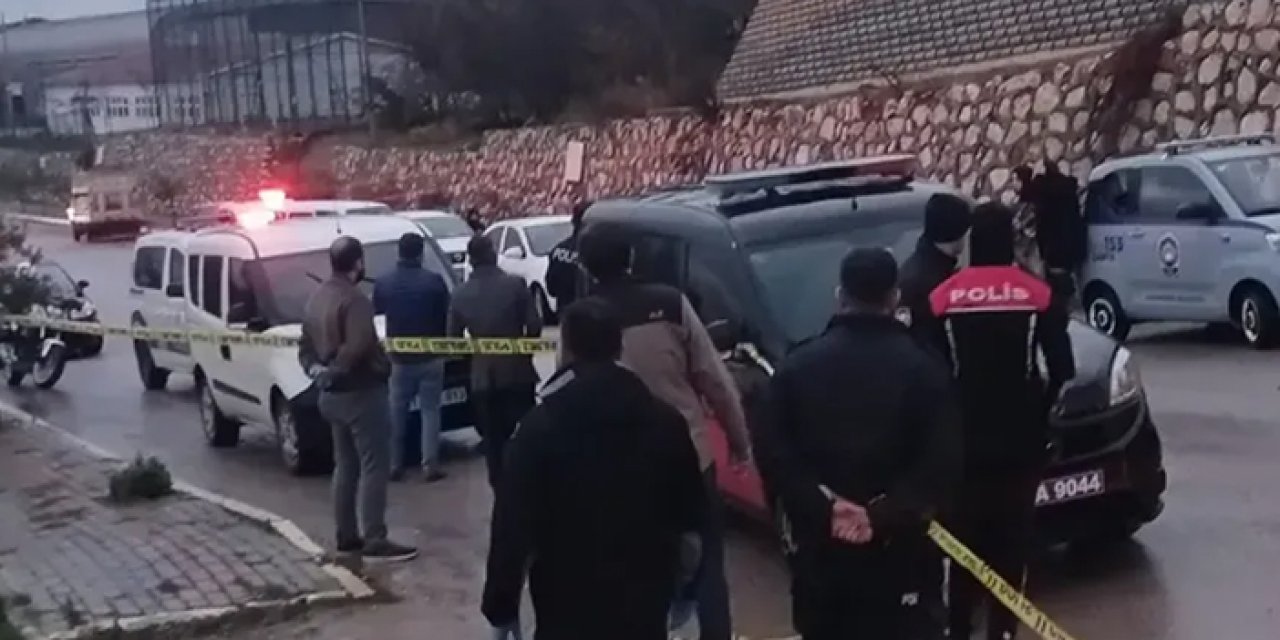 Kocaeli'de bir genç başından vurulmuş halde bulundu