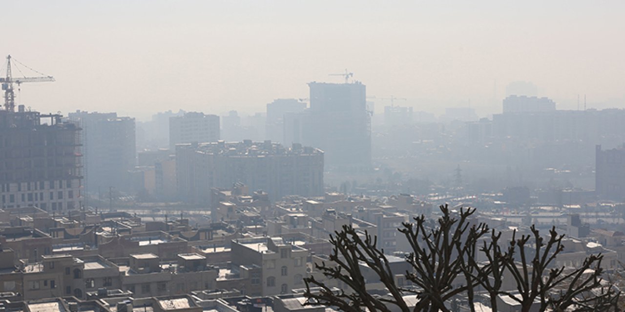 İran'da hava kirliliği alarmı: 50 bin kişi hayatını kaybetti