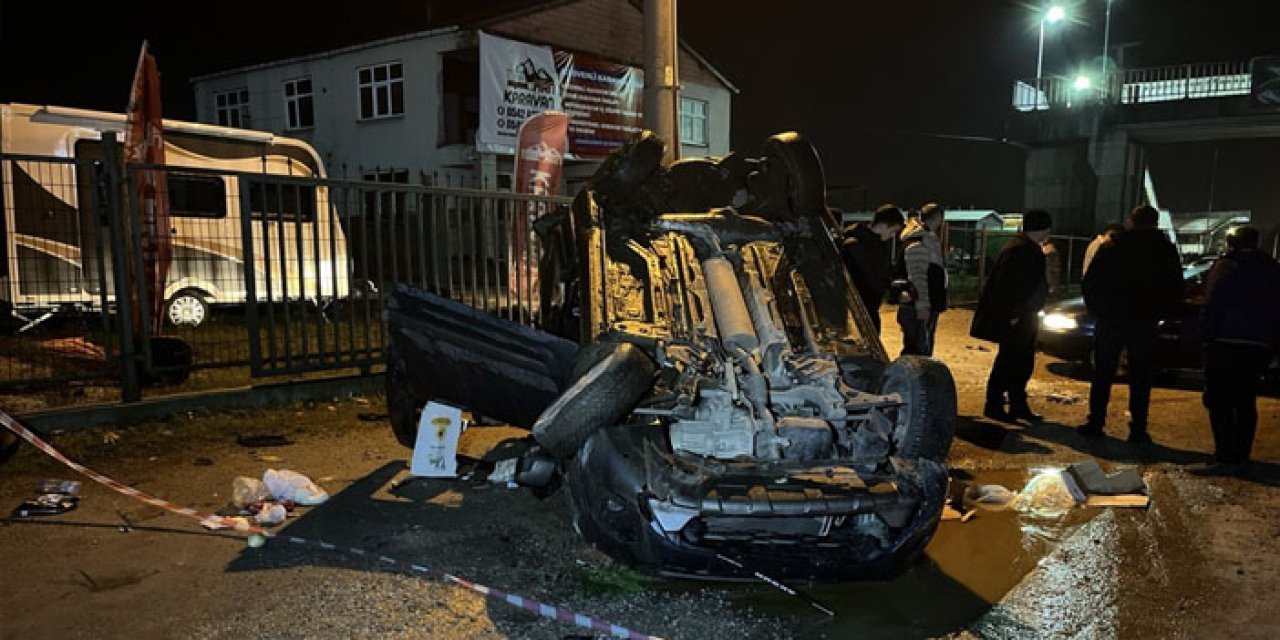 Kocaeli’de Tır Kazası: Hafif Ticari Araç Takla Attı, 3 Kişi Yaralandı