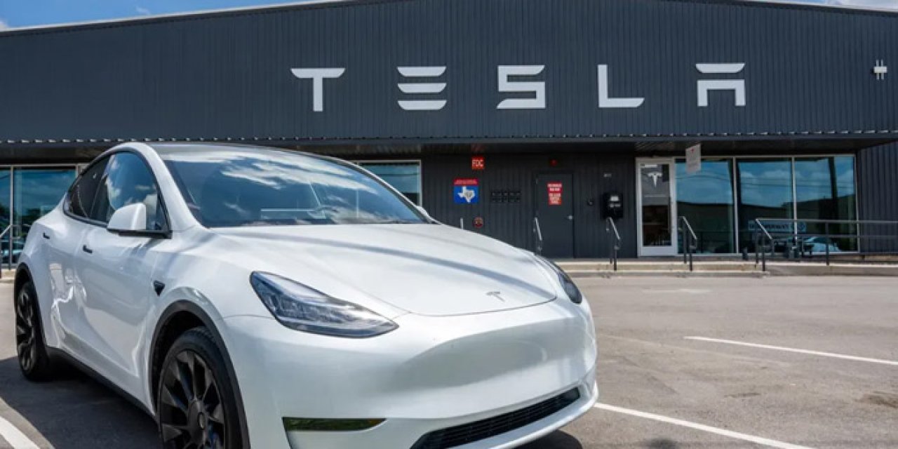 Tesla küresel otomotiv endüstrisinde liderliğini koruyor