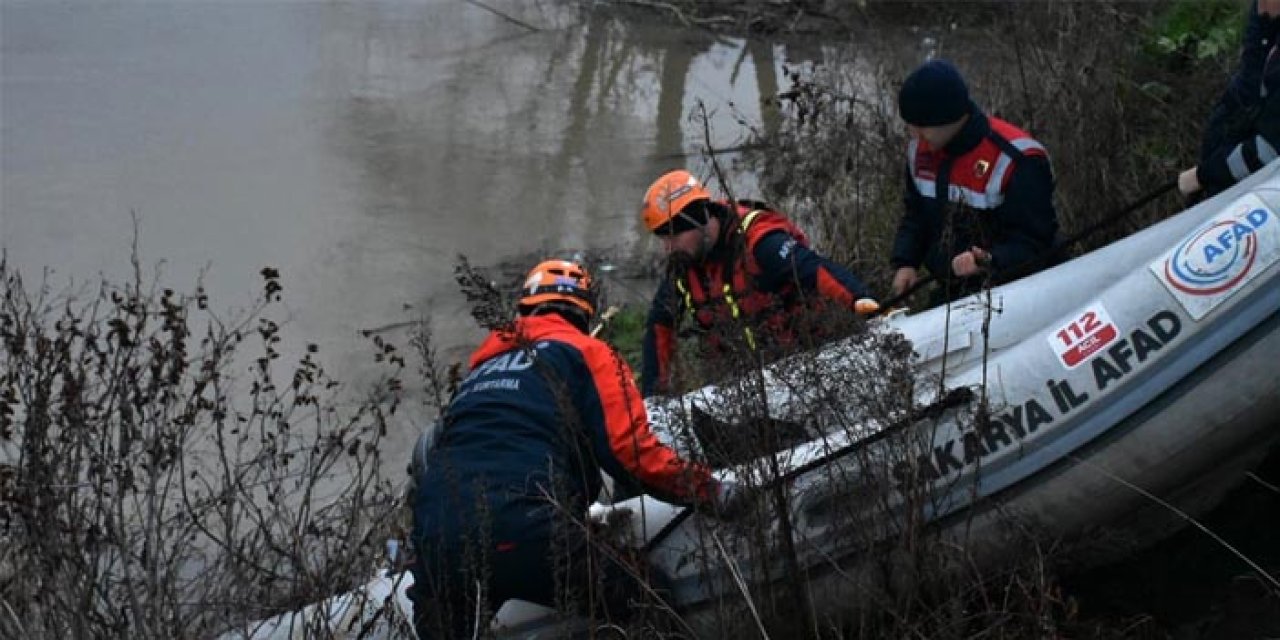 Sakarya Nehri'nde ceset bulundu!