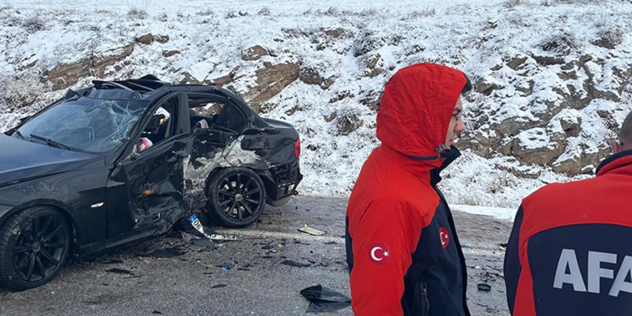 Sivas trafik kazası: 1’i ağır 5 yaralı