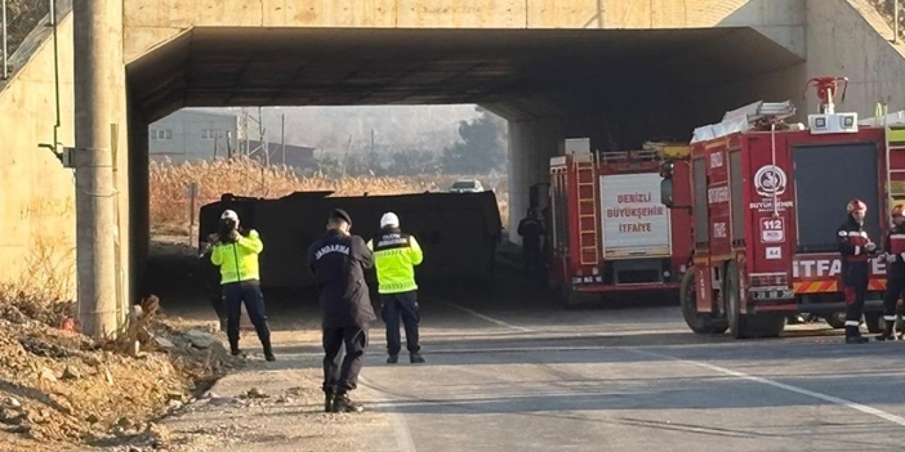 Denizli'de işçi midibüsü devrildi: 4 ölü, 6 yaralı