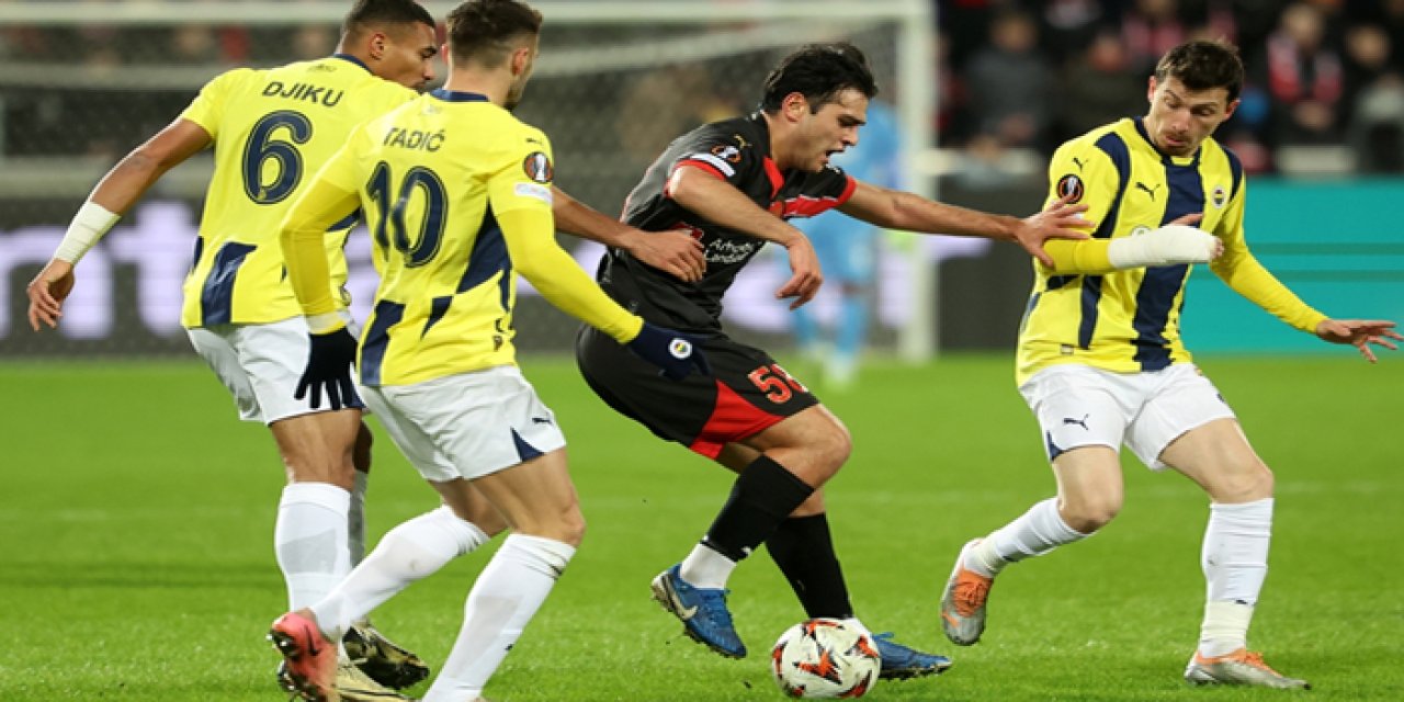 Fenerbahçe Midtjylland ile 2-2 berabere kaldı