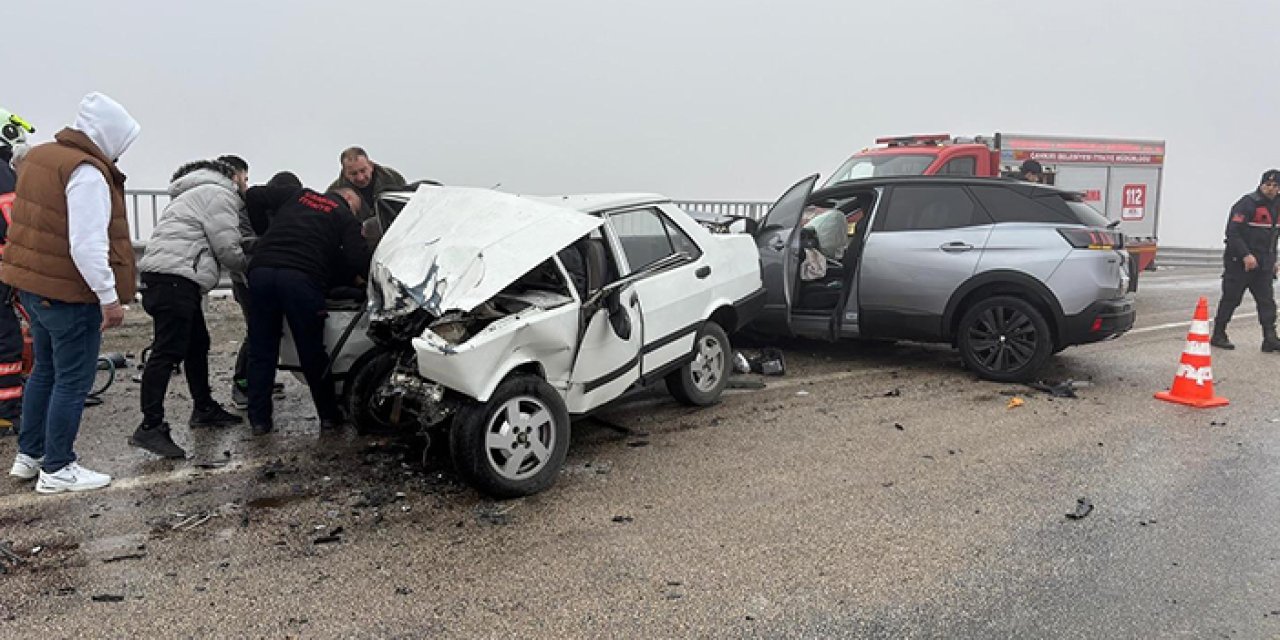 Çankırı'da trafik kazası: 1 ölü, 2 yaralı