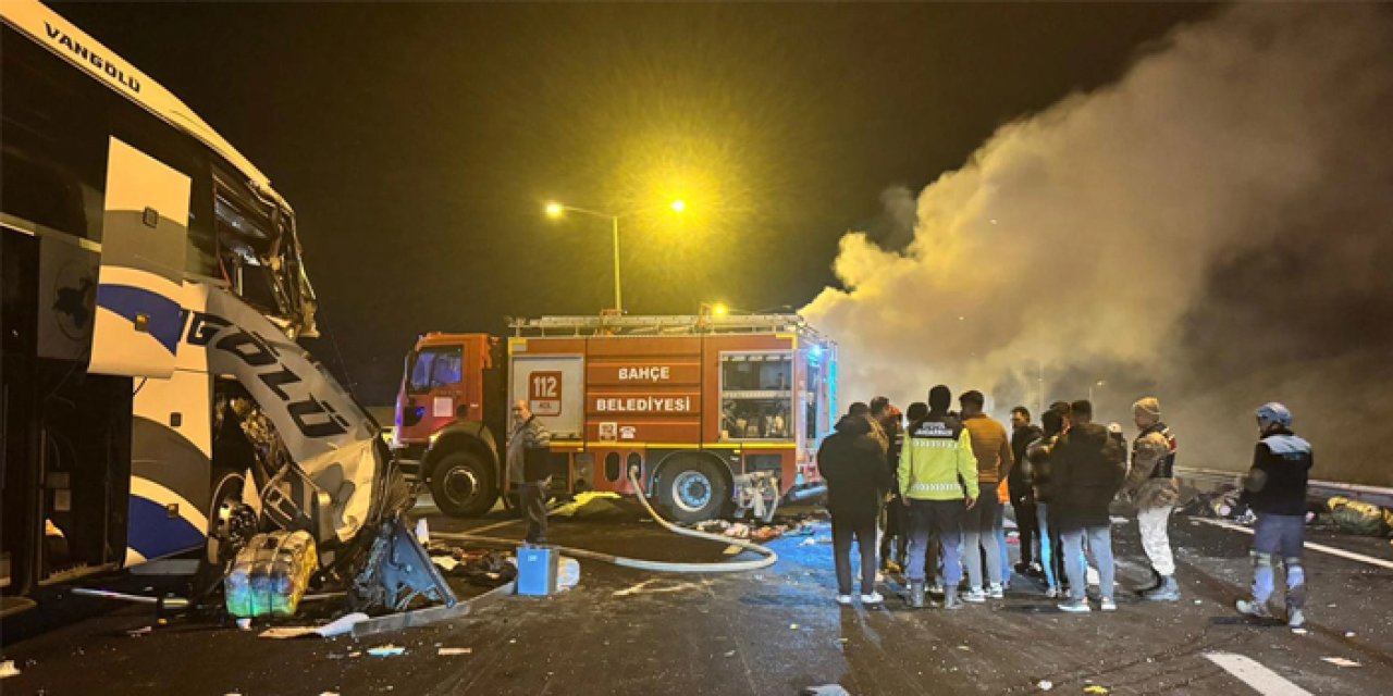 Gaziantep’te zincirleme kaza: 1 can kaybı, 19 yaralı