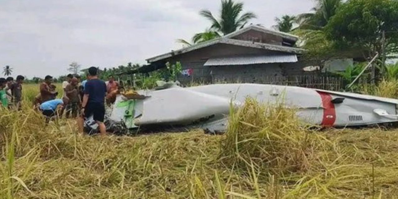 Filipinler'de uçak düştü: 4 ölü