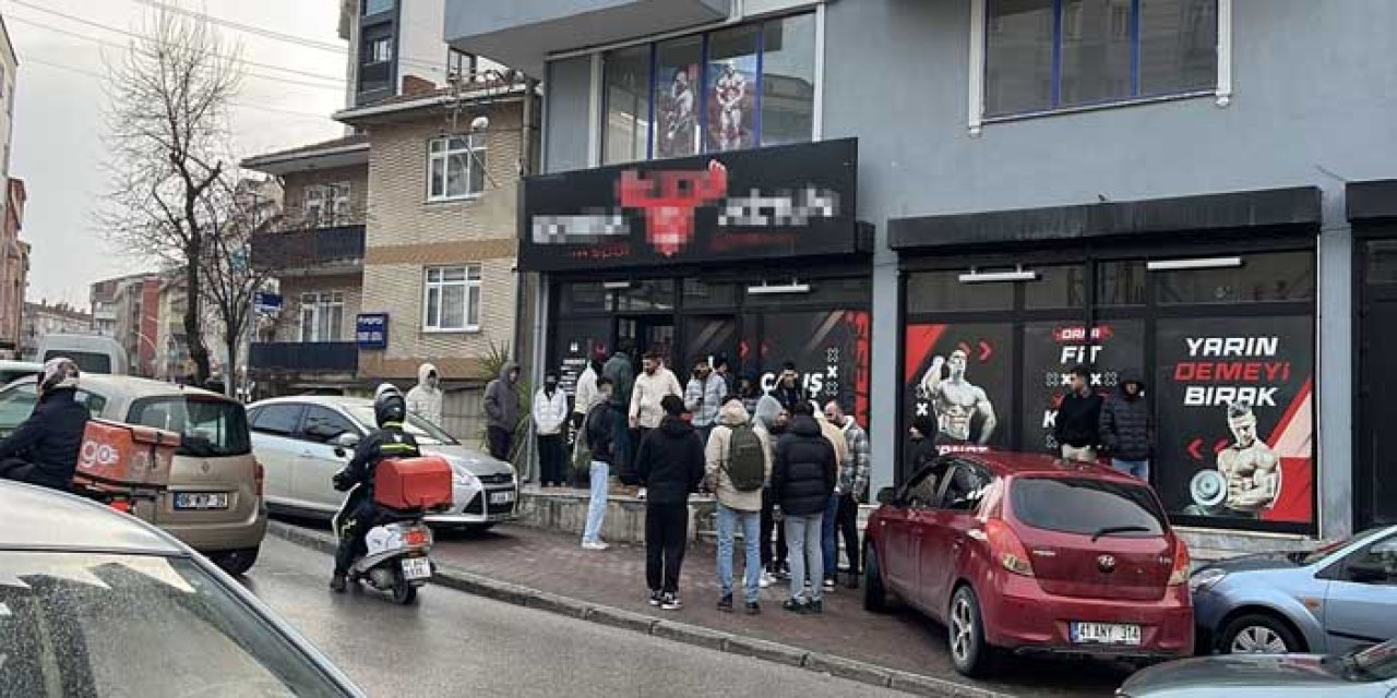 Spor Salonu Çalışanı Tekerlekli Sandalyeye Bağlı Kişi Tarafından Öldürüldü