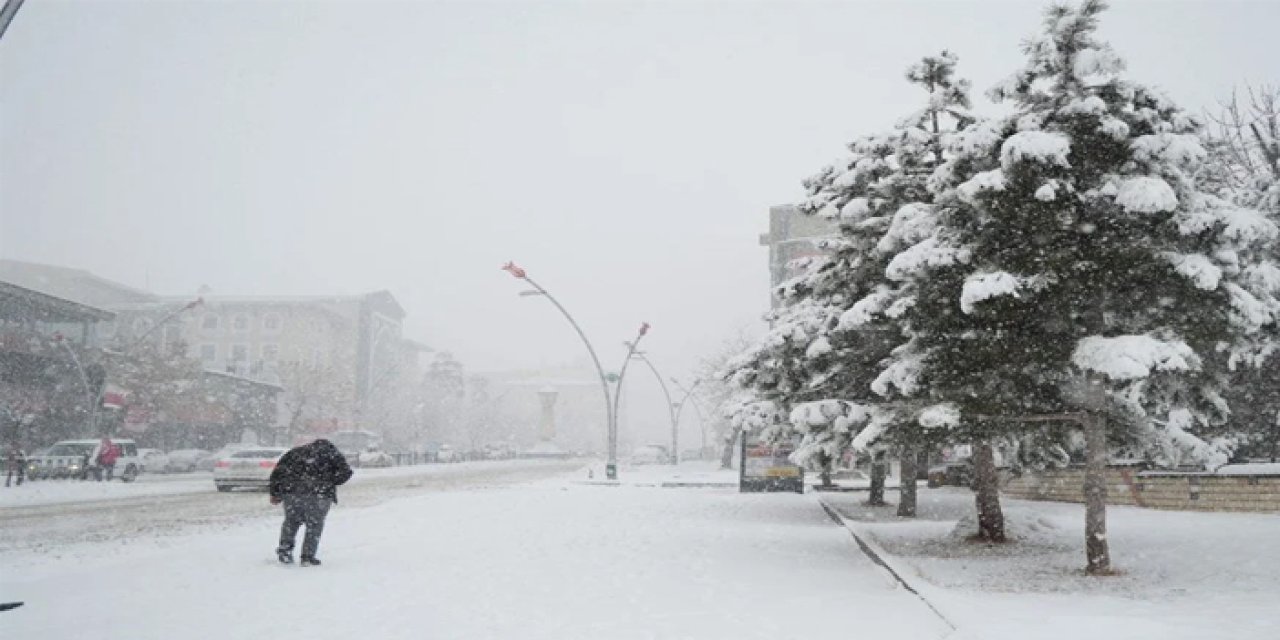 Soğuk hava 10 gün daha etkili! Kar yağışı hangi illerde etkili olacak?