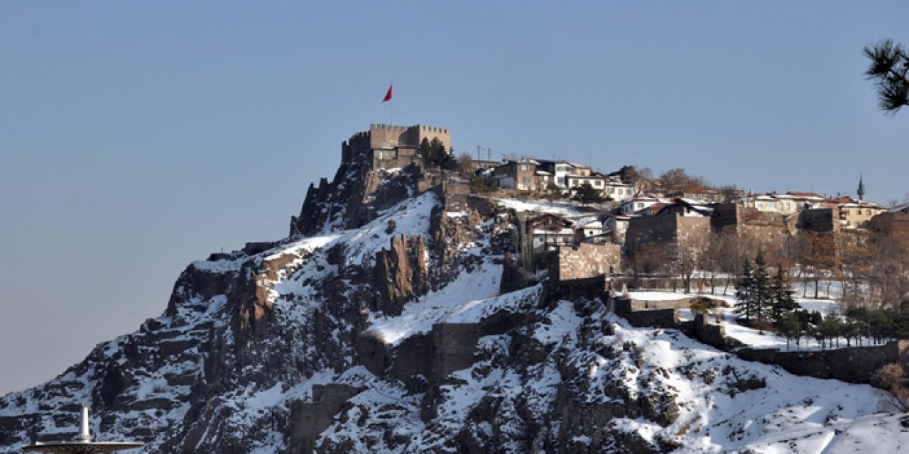 Doğu Anadolu’da kuvvetli kar yağışı alarmı: 7 ile uyarı geçildi