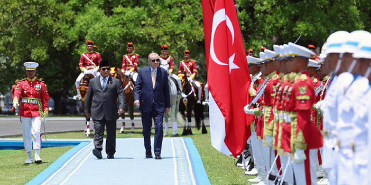 Cumhurbaşkanı Erdoğan Endonezya’da