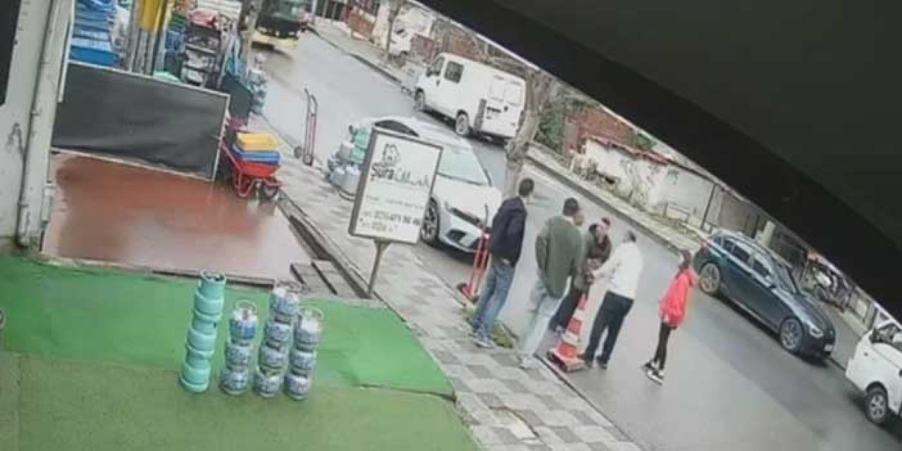 İstanbul'da Korkutan Kaza: Köpekten Kaçan Çocuğa Otobüs Çarptı!