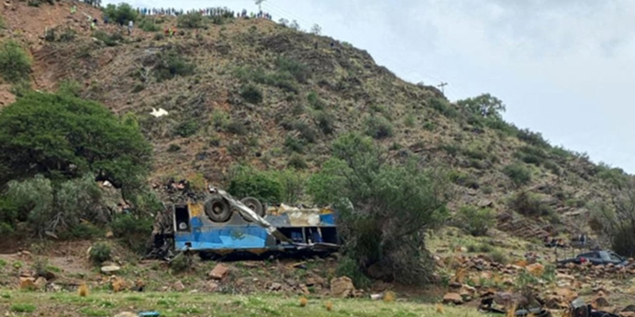 Bolivya'da korkunç kaza: 31 ölü, 15 yaralı