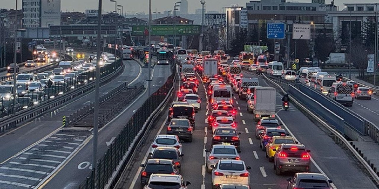 Trafiğe 136 bin araç daha eklendi