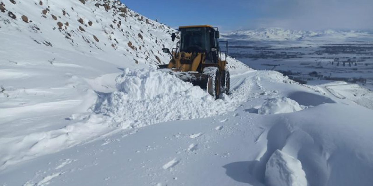 Tunceli’de kar esareti: 82 köy yolu kapandı