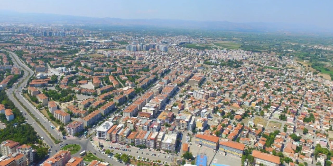 Manisa’da eski belediye başkanına saldırıya uğradı: Hastaneye kaldırıldı