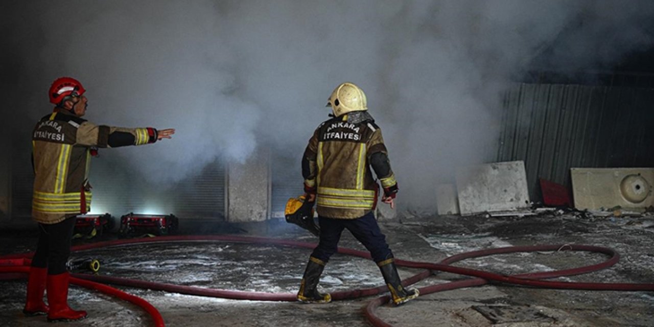 Ankara'da mobilya atölyesinde yangın