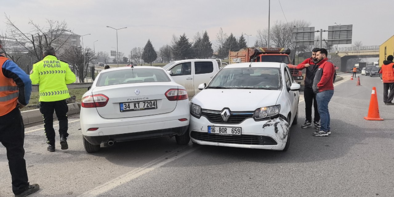 Bursa'da trafik kazası: İki sürücü yaralandı