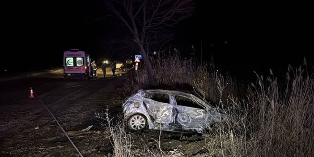 Çanakkale'de nikah dönüşü feci kaza: 2 ölü, 7 yaralı