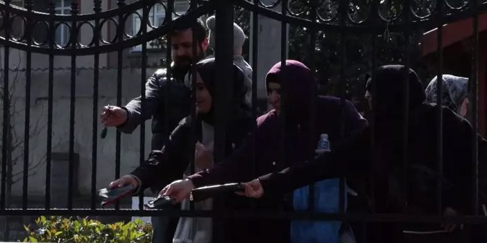 Oruç Baba Türbesi'nde Ramazan'ın ilk gününde ziyaretçi akını