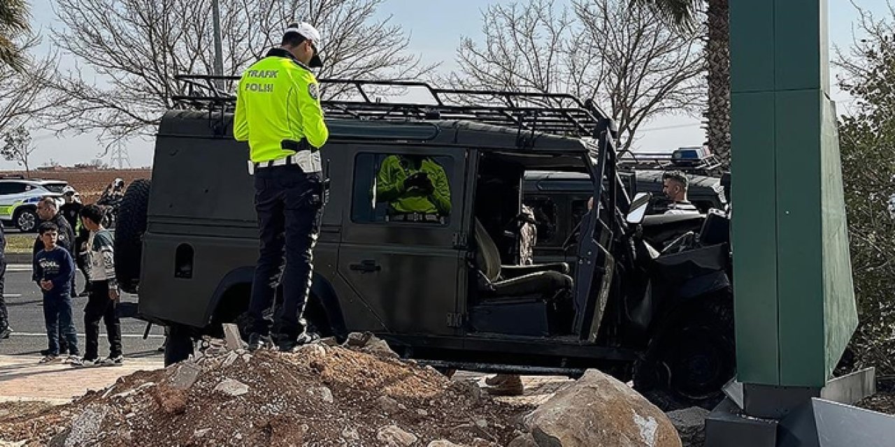 Şanlıurfa’da polisleri taşıyan araç kaza yaptı: 6 yaralı