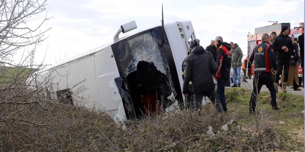 Edirne'de Öğrenci Servisi Kaza Yaptı: 27 Yaralı