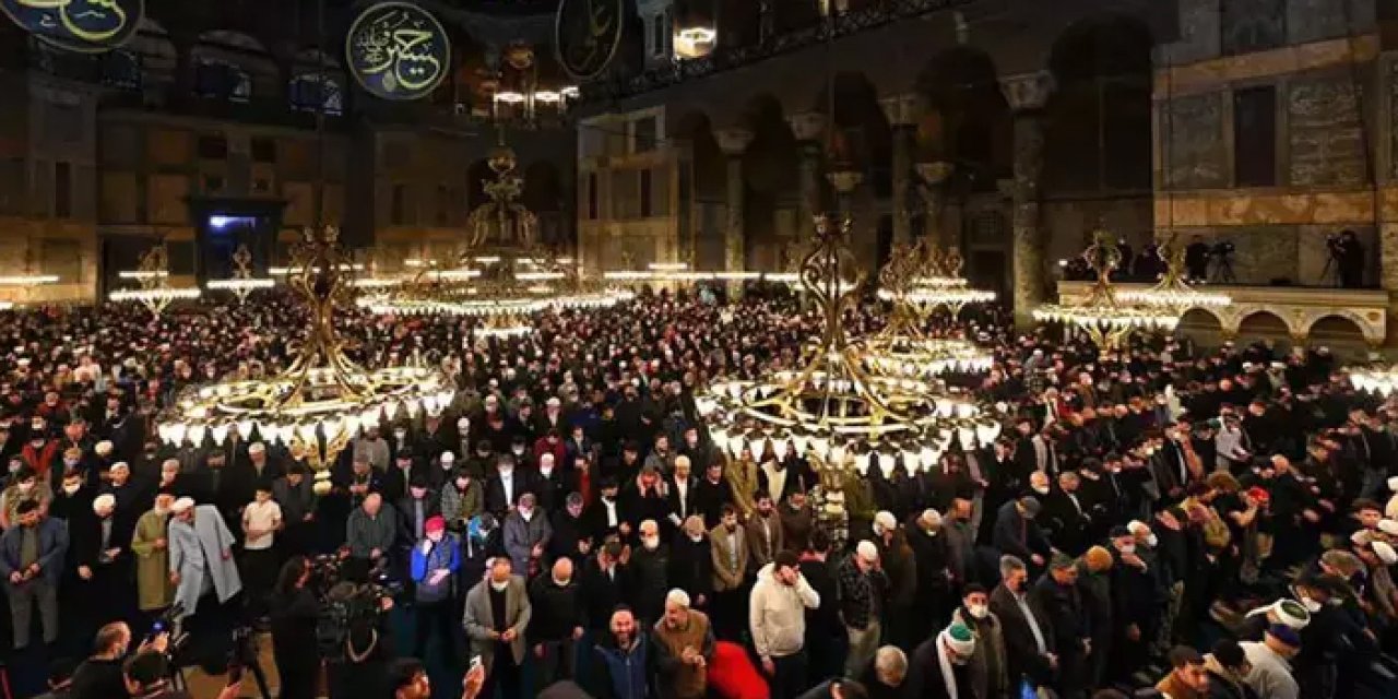 İslam aleminde mübarek gece: Kadir Gecesi yarın idrak edilecek