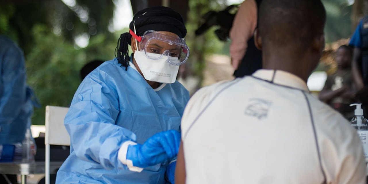 Uganda Kampala’daki ebola salgınının sona erdiğini duyurdu