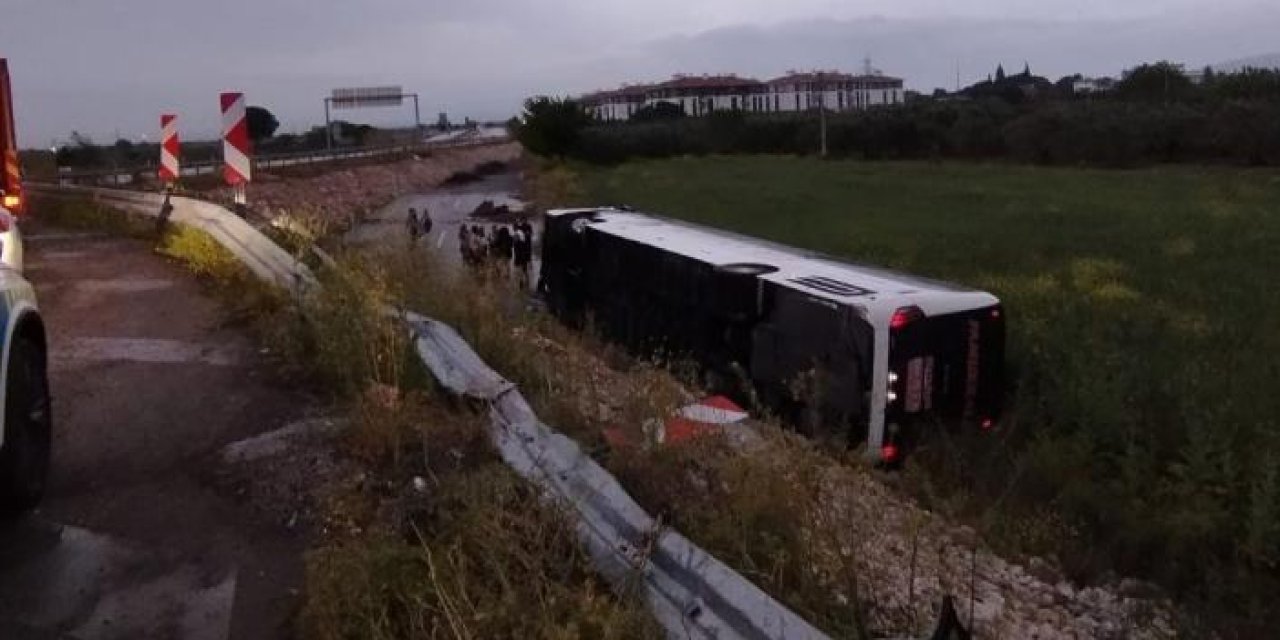 Manisa Akhisar'da otobüs kazası: Çok sayıda yaralı