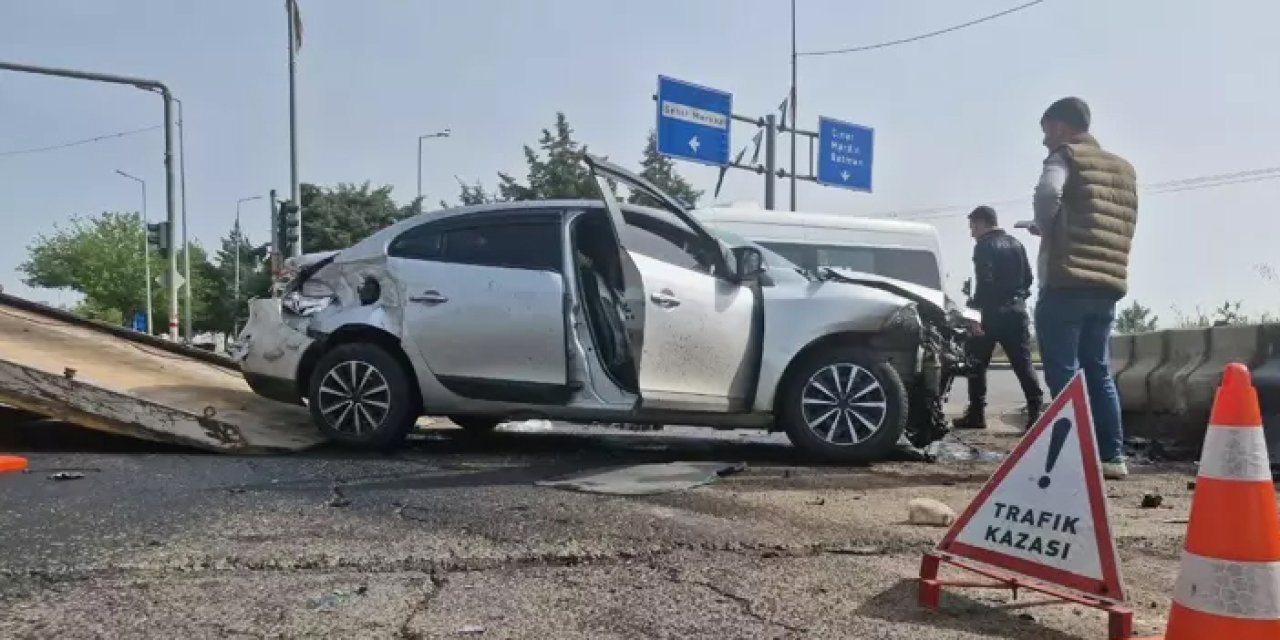 Diyarbakır-Mardin Yolu’nda kaza: 3 yaralı