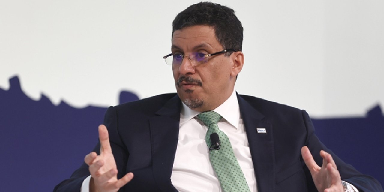 Yemen Başbakanı Bin Mübarek görevinden istifa etti