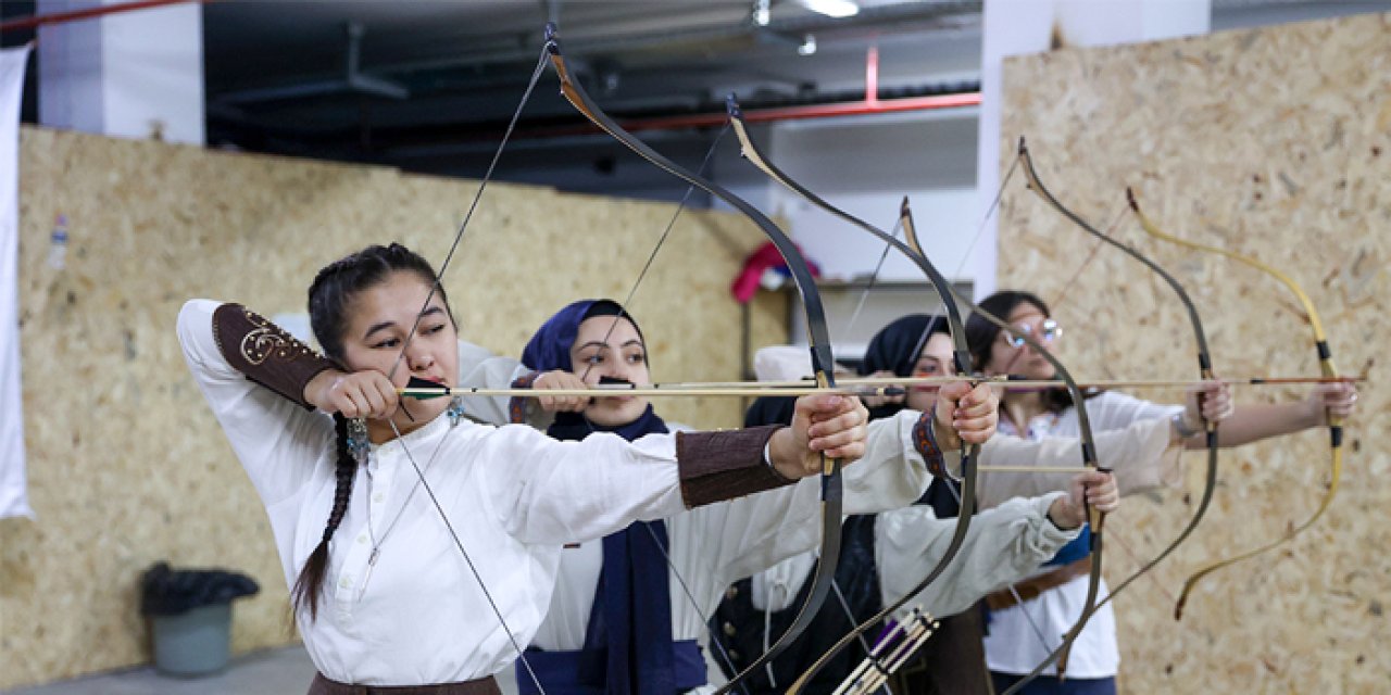 Konya'da öğrenciler okçulukla tanıştı