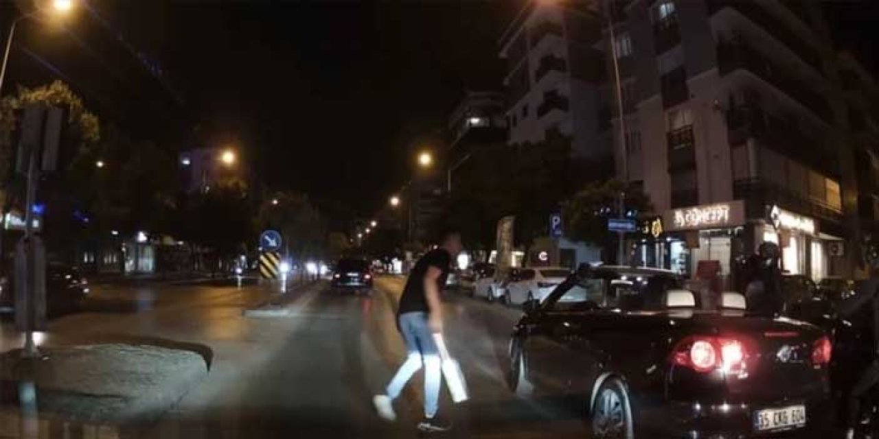 İzmir'de Trafikte Dehşet: Döner Bıçağıyla Saldırdı