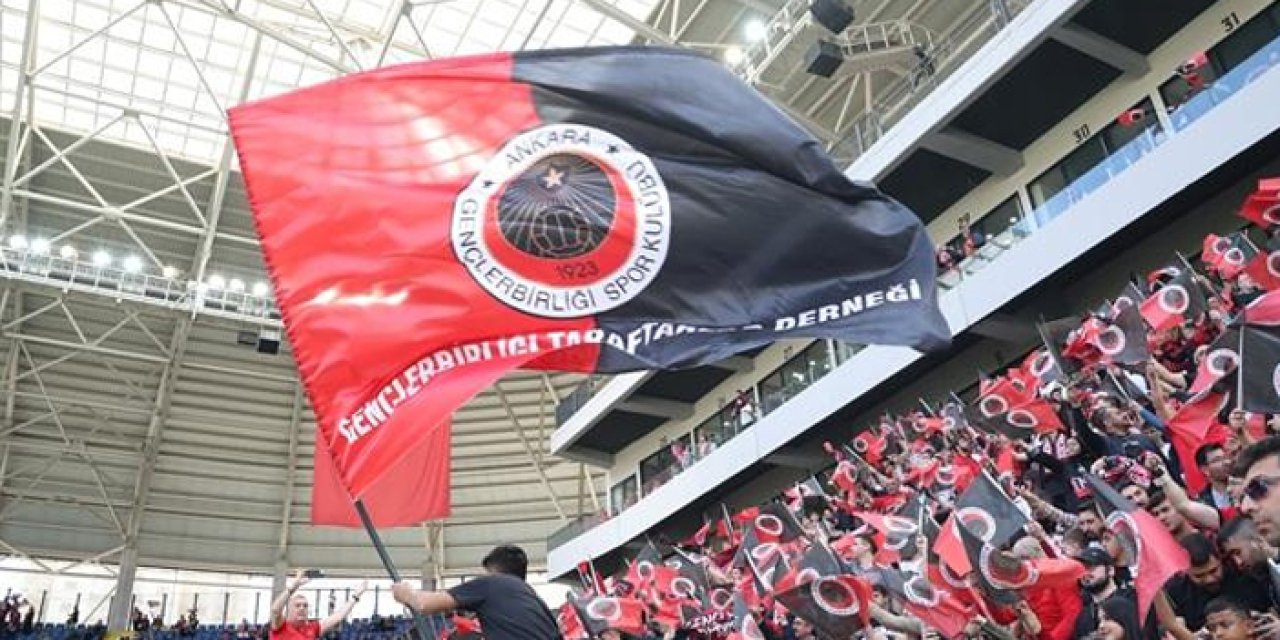 Gençlerbirliği Süper Lig’e döndü: Havalimanında coşkulu karşılama