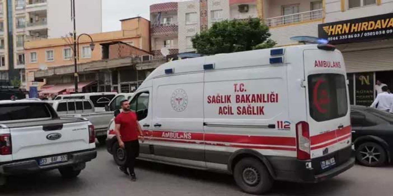 Cizre’de Bıçaklı Kavga: 2 Kişi Yaralı