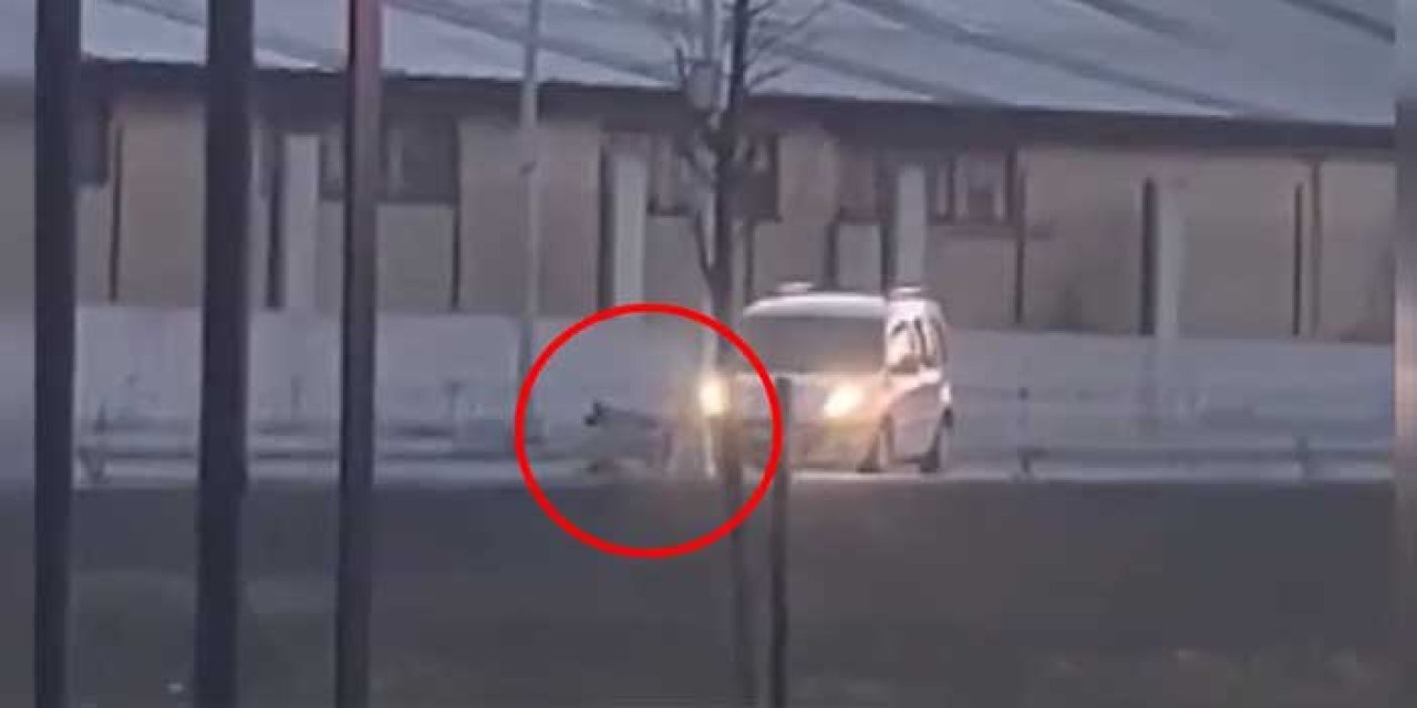 Hafif ticari araçla drift attı... Arkadaşı camdan düştü!
