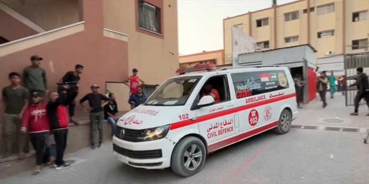 İşgalci İsrail, Gazze Şeridi'nin güneyindeki hastaneyi bombaladı
