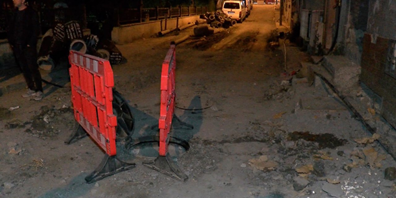 Bayrampaşa’da rögar patladı: Mahalle sakinleri deprem sandı