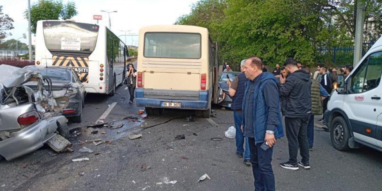 Ankara’da işçi servisi zincirleme kazaya neden oldu: 14 yaralı