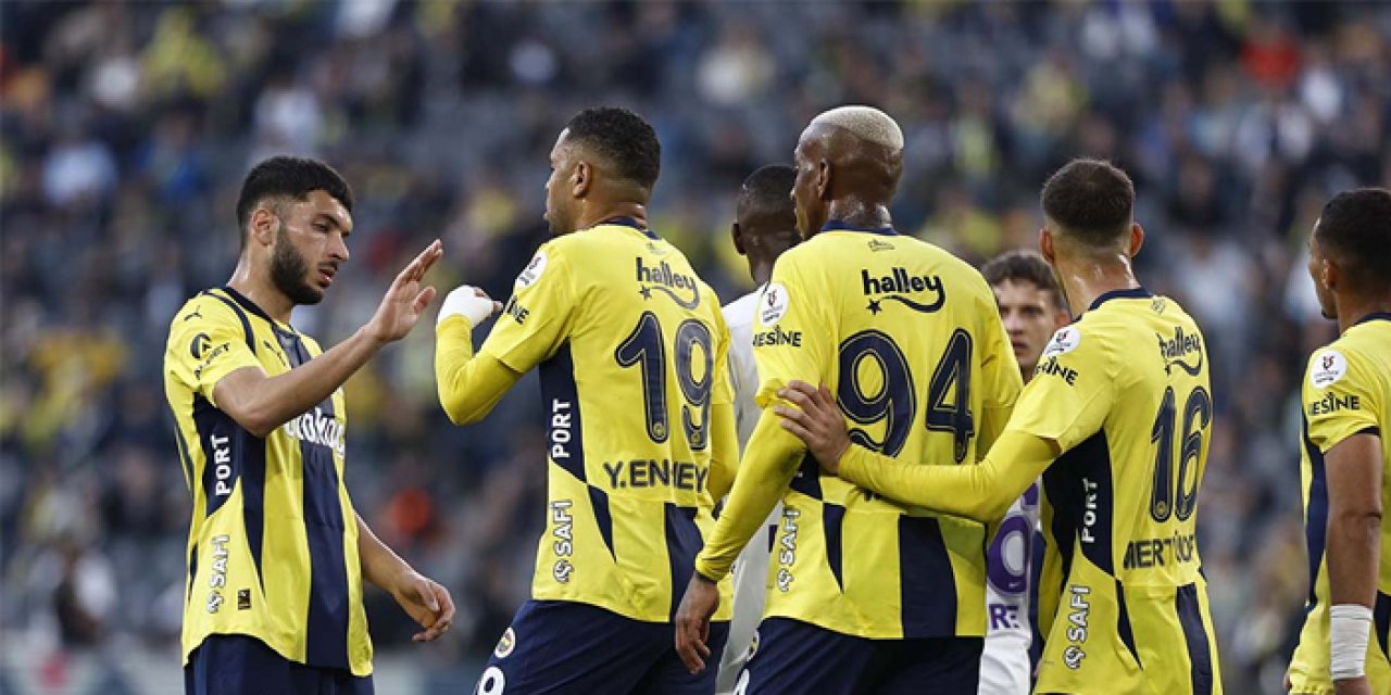 Fenerbahçe'de yaprak dökümü: 2 yıldız takımdan ayrılıyor