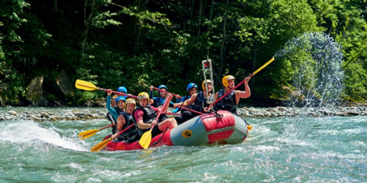 Trabzon Hayrat'ta 10 km'lik rafting parkuru hizmete açıldı