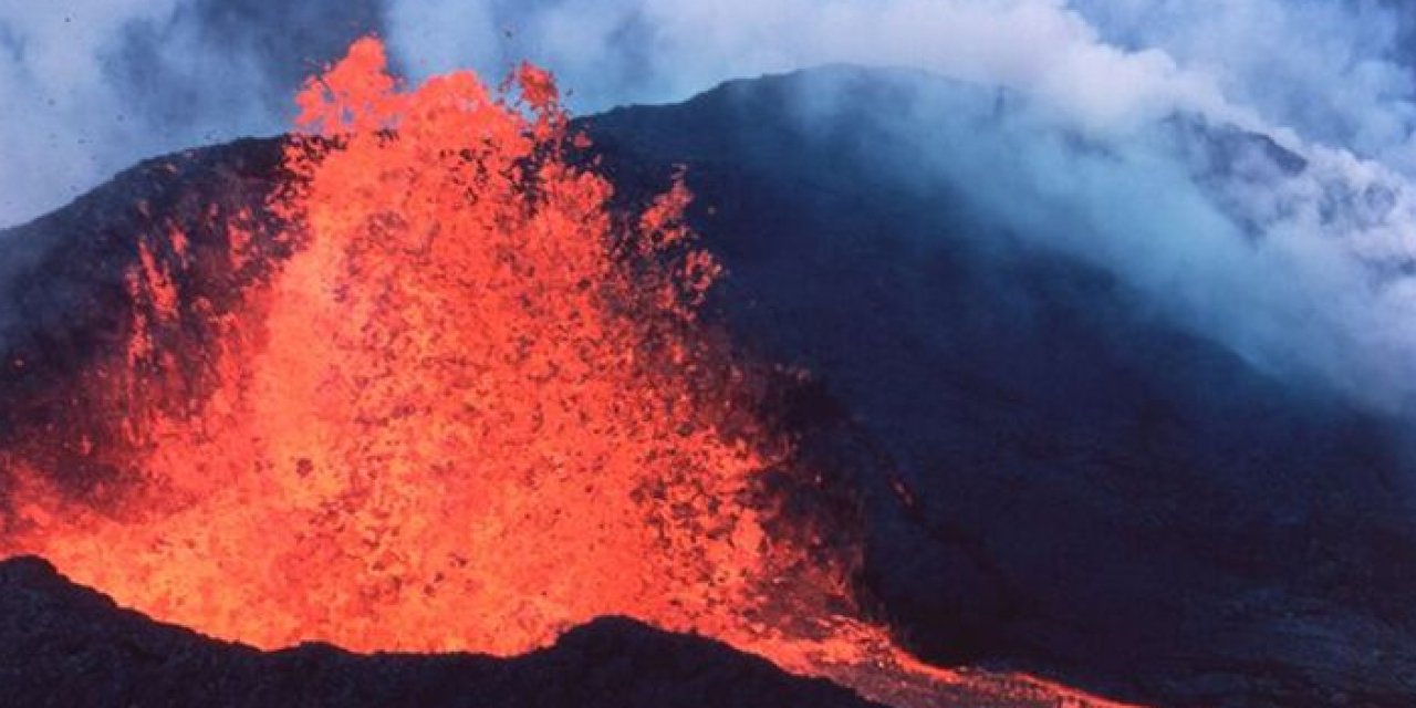 Kilauea Yanardağı yeniden faaliyete geçti