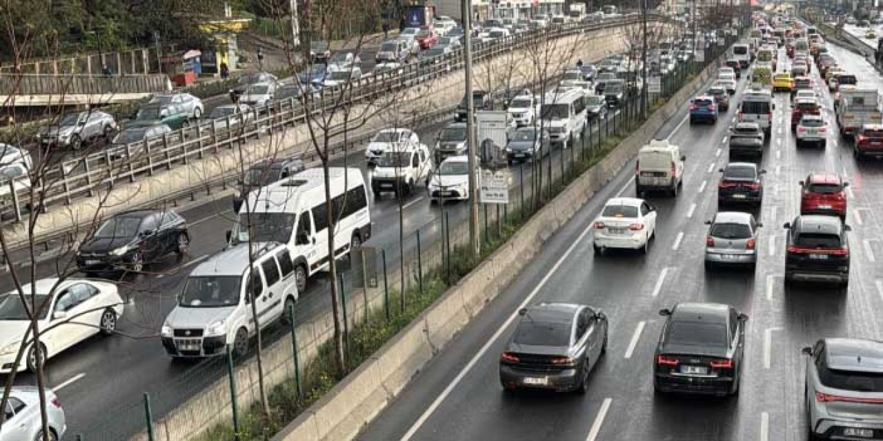 İstanbul'da yarın bazı yollar trafiğe kapatılacak