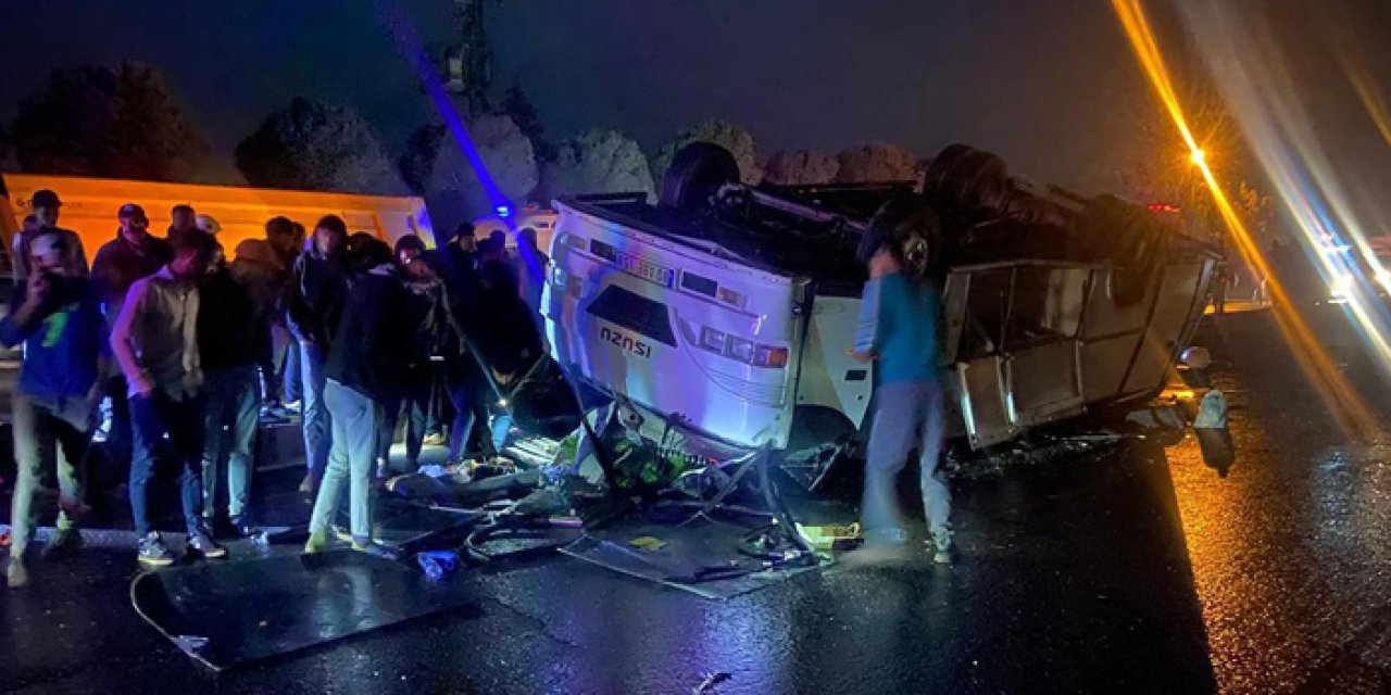 Hatay’da feci kaza: 25 yaralı